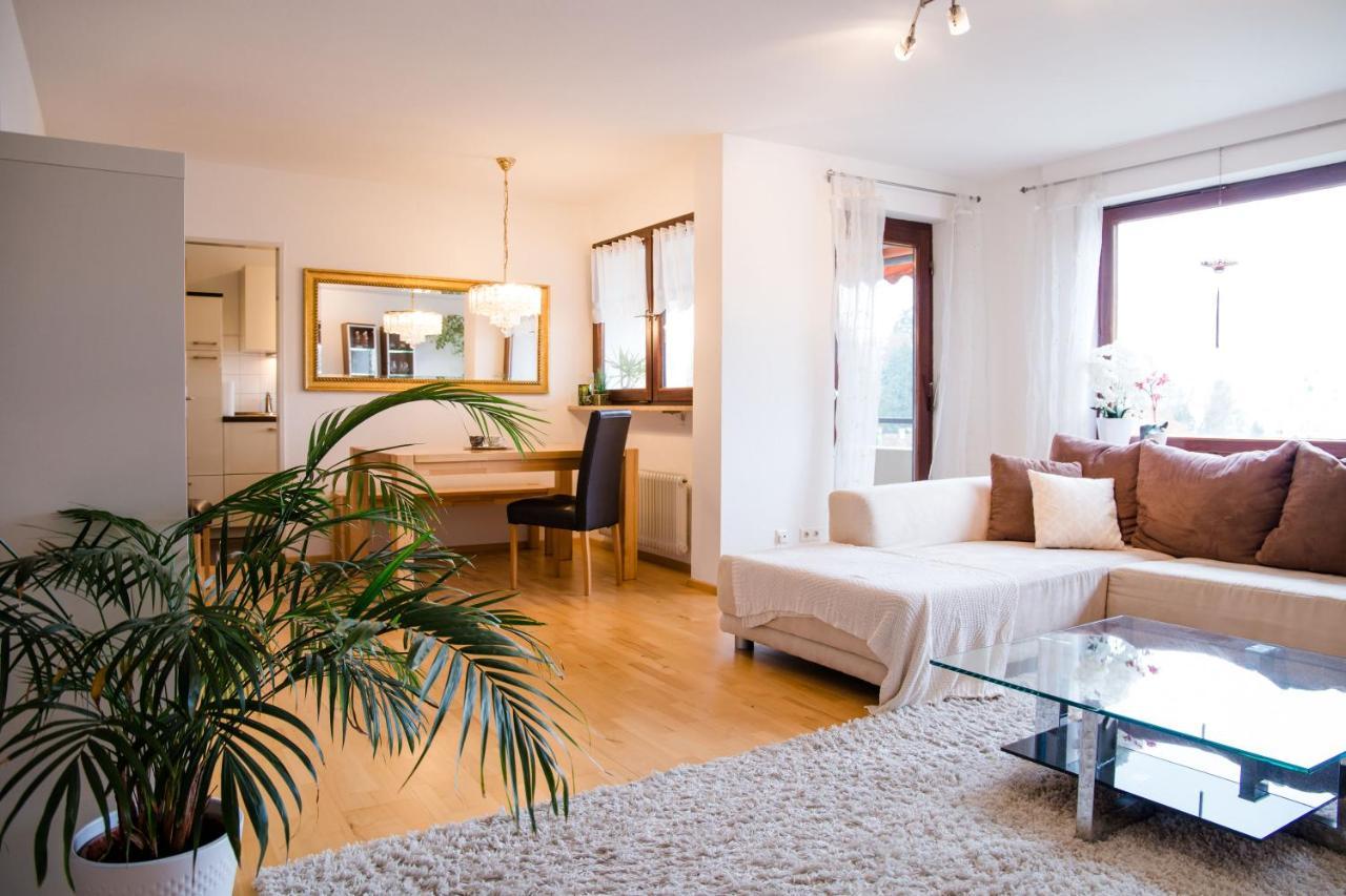 Ferienwohnung Magnolie Юберлинген Екстериор снимка