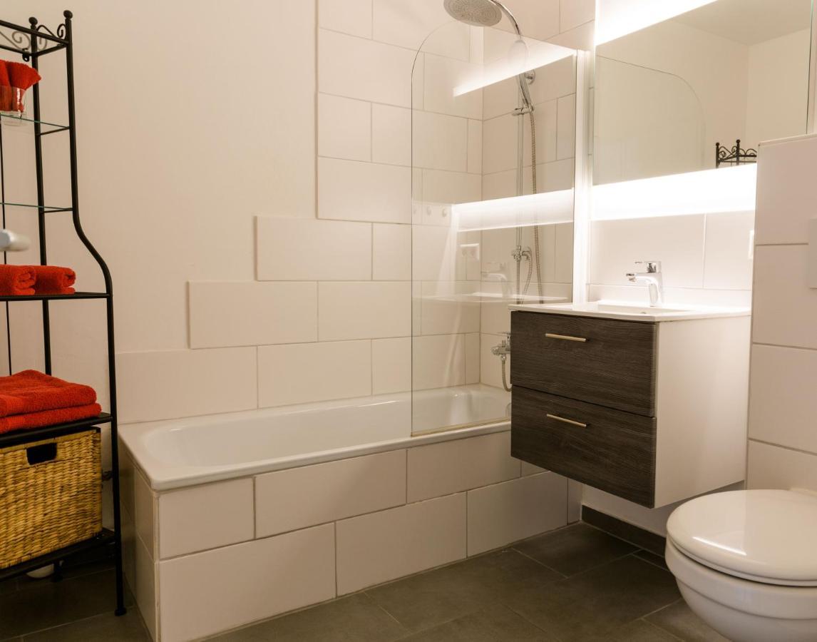 Ferienwohnung Magnolie Юберлинген Екстериор снимка