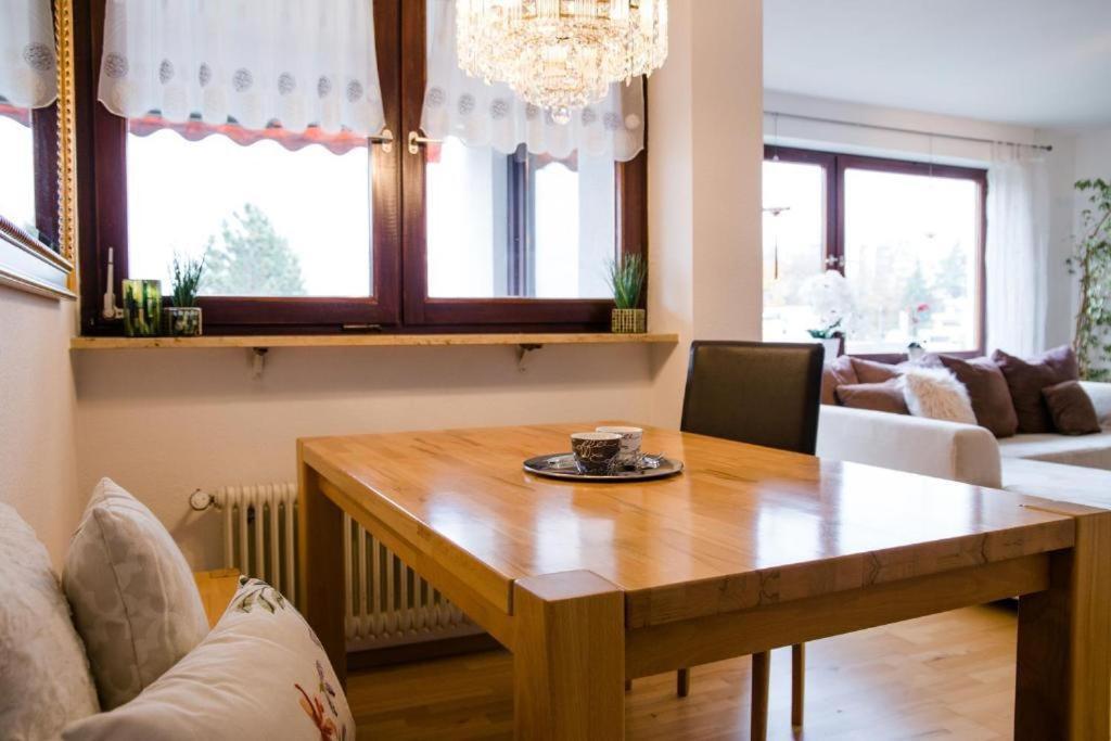 Ferienwohnung Magnolie Юберлинген Екстериор снимка